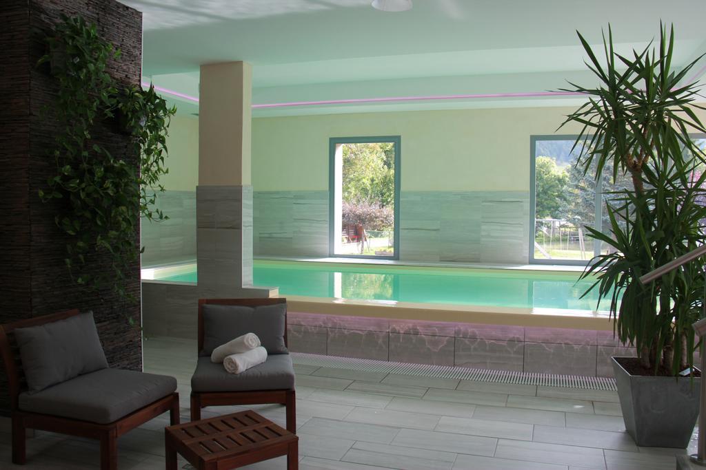 La Neyrette Hotel